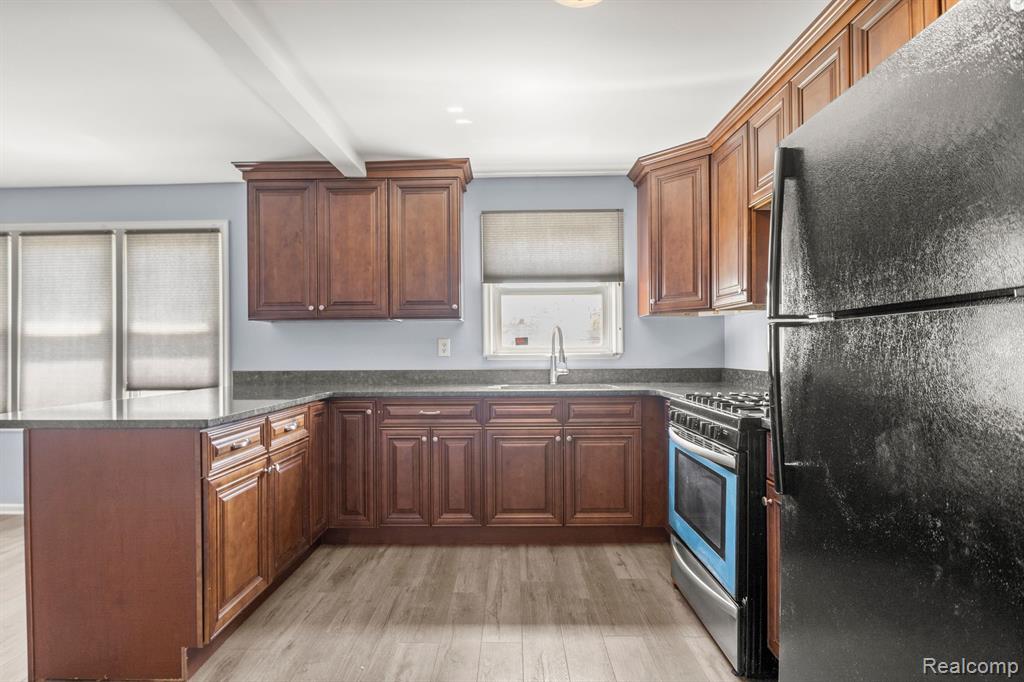 4033 AGNES Avenue, Lincoln Park, MI 48146 — Photo 15