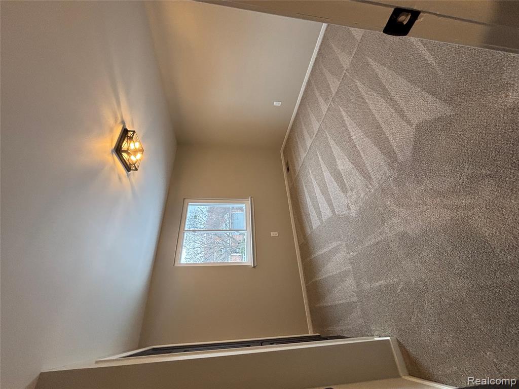 8821 Knolson Avenue, Livonia, MI 48150 — Photo 29