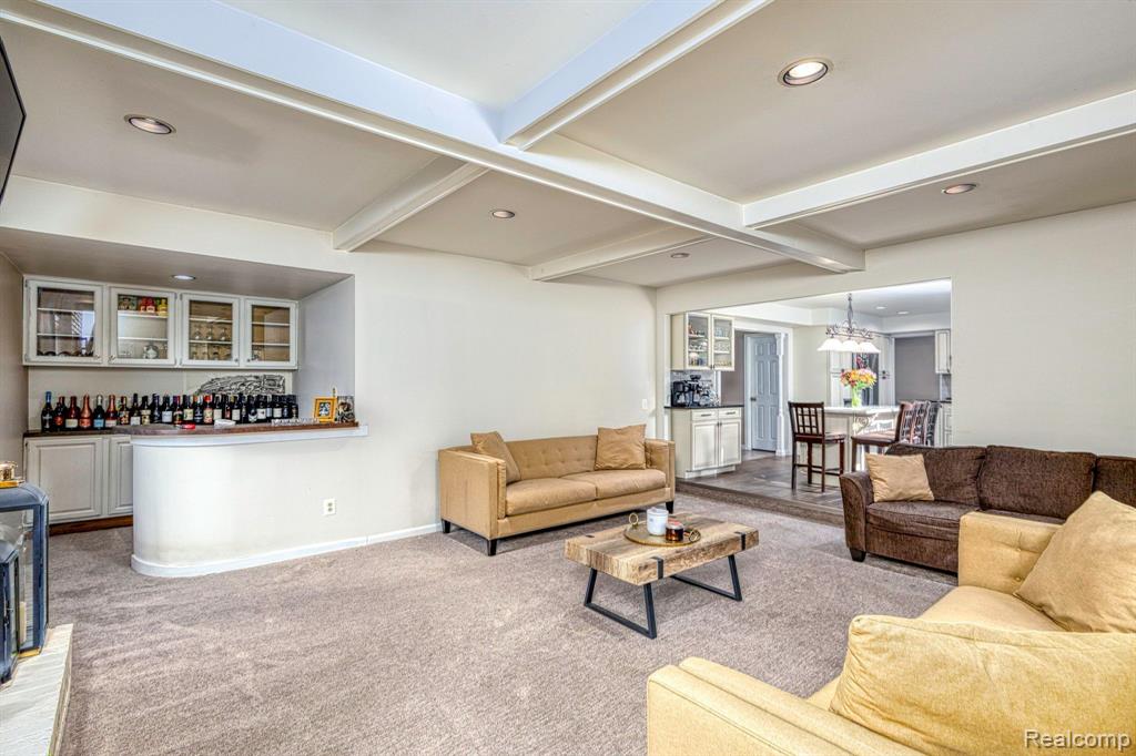 7464 WESTBURY Boulevard, West Bloomfield, MI — Photo 19