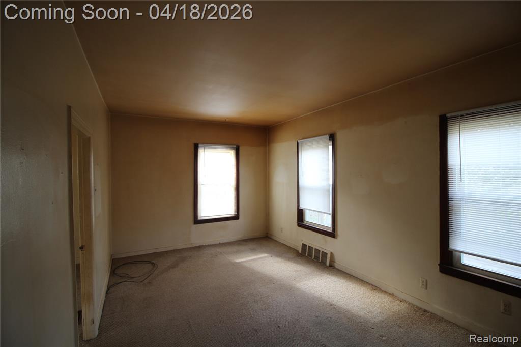 120 E Lafayette Street, Milford, MI 48381 — Photo 10