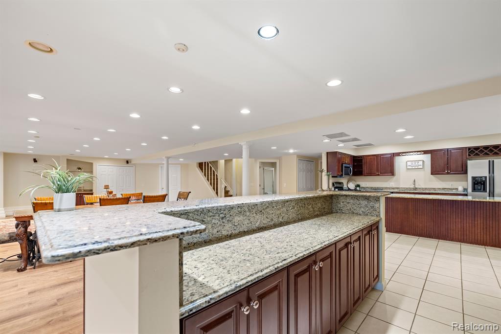 49332 GOLDEN LAKE Drive, Shelby Twp, MI 48315 — Photo 44