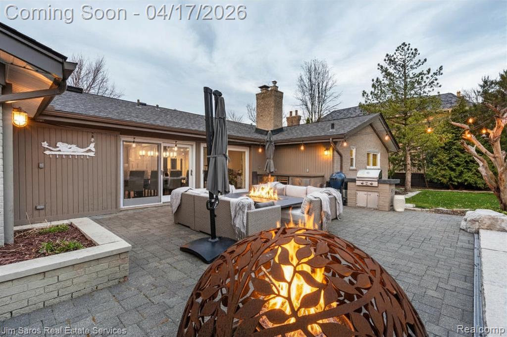 47 Roslyn Road, Grosse Pointe Shores, MI 48236 — Photo 41