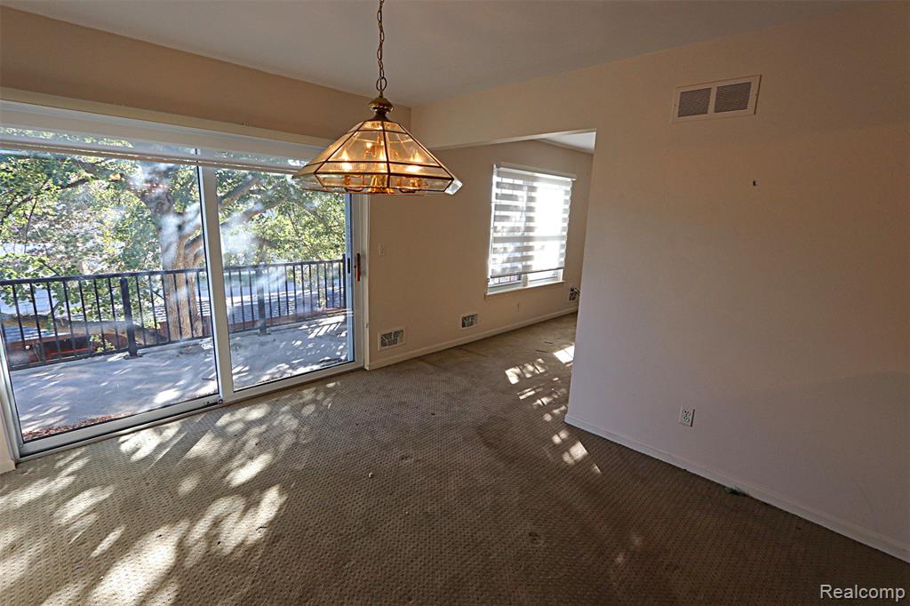 27654 E Echo Valley E Street, 232, Farmington Hills, MI 48334 — Photo 24