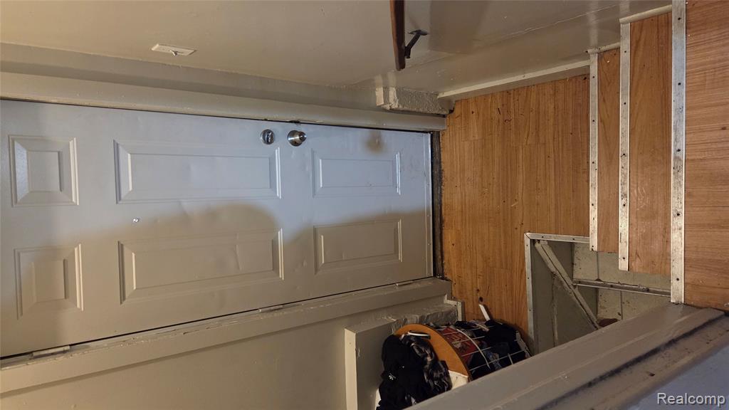 838 Clinton Street, Flint, MI 48507 — Photo 15