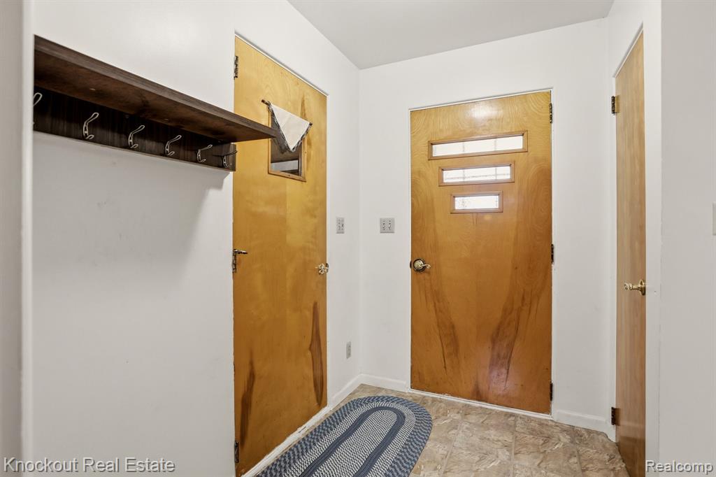 5992 Dubois Road, Vassar, MI 48768 — Photo 37