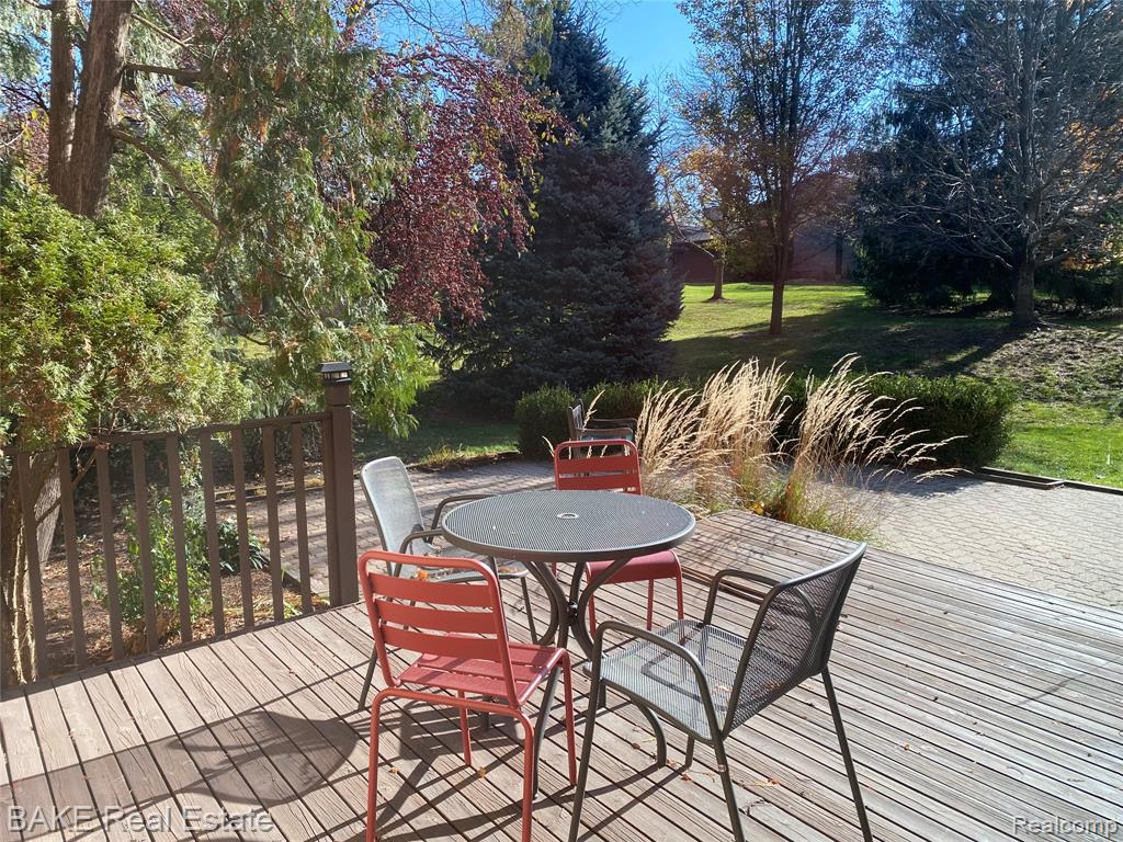 881 Greenhills Drive, Ann Arbor, MI 48105 — Photo 35