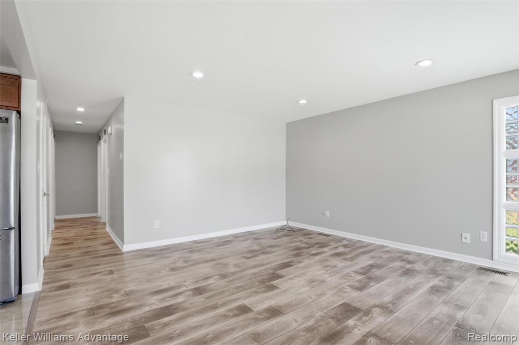 7435 Lathers Street, Westland, MI — Photo 4