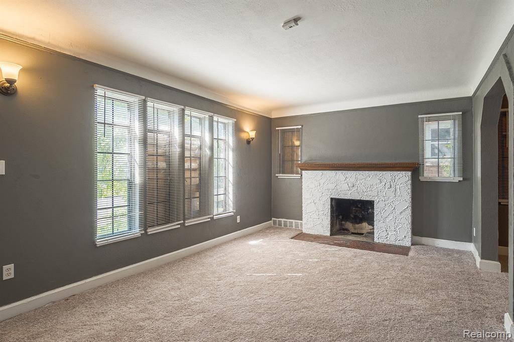 9938 WHITCOMB Street, Detroit, MI 48227 — Photo 3