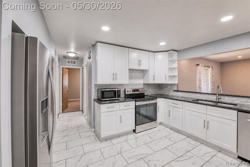 36900 Ferndale Street, Romulus, MI 48174 — Photo 3