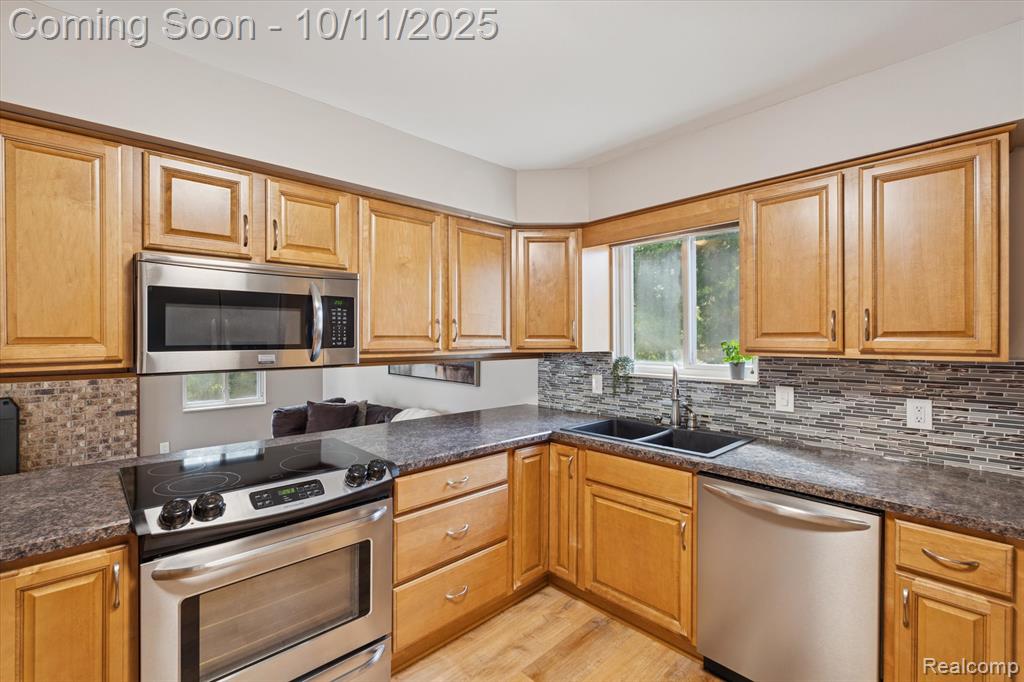 6457 Bristol Road, Swartz Creek, MI 48473 — Photo 19