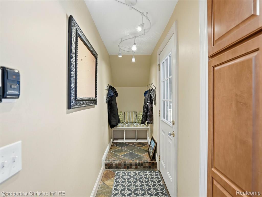 18825 Heather Ridge Drive, Northville, MI 48168 — Photo 26