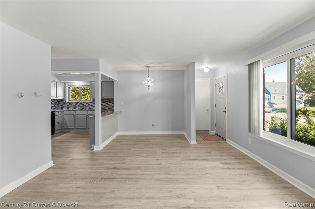 3422 S Annabelle Street, Detroit, MI 48217 — Photo 4