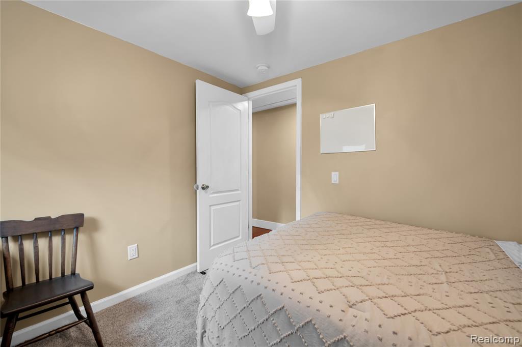 8320 Lagoon Street, Commerce Twp, MI 48382 — Photo 17
