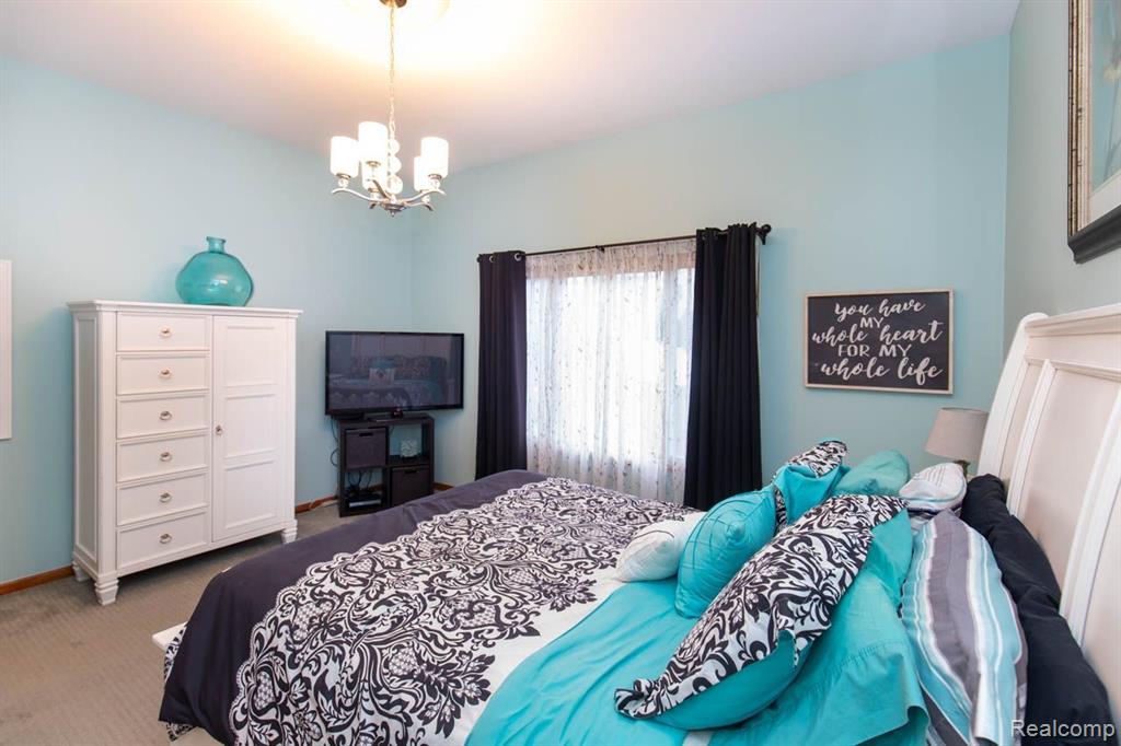 914 E LIBERTY Street, Milford, MI 48381 — Photo 39