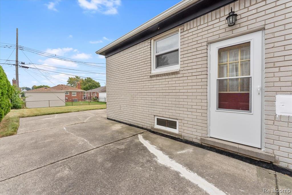 4281 19th Street, Wyandotte, MI 48192 — Photo 22