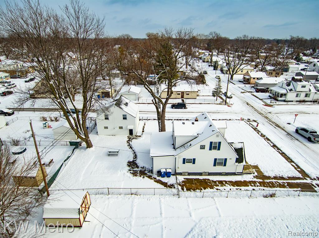 8135 REPUBLIC Avenue, Warren, MI 48089 — Photo 55