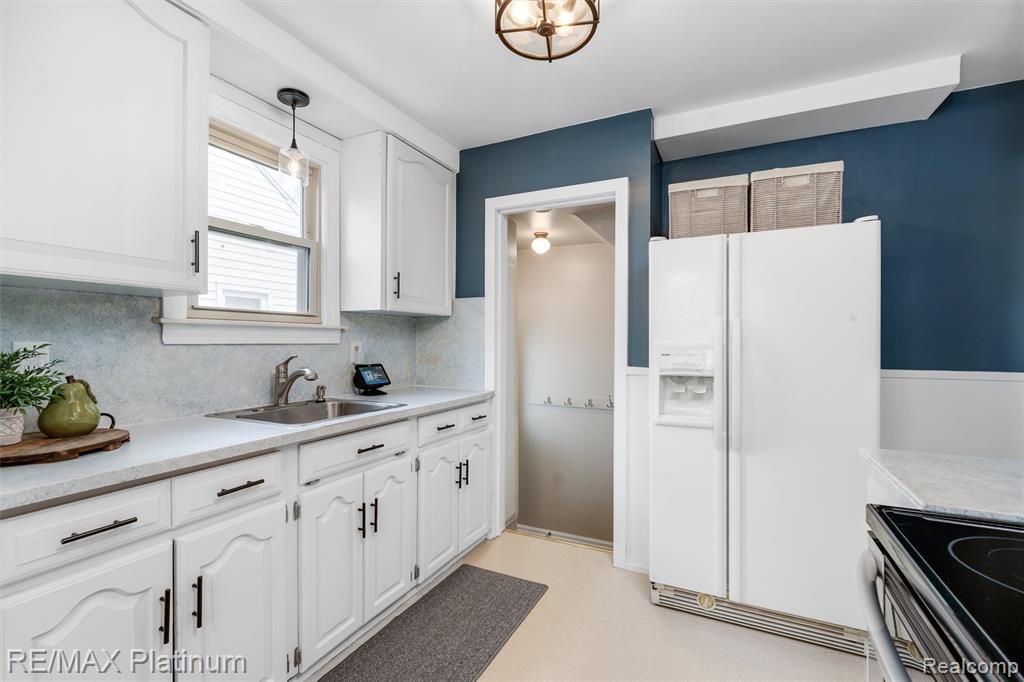 2194 Tyler Avenue, Berkley, MI 48072 — Photo 11