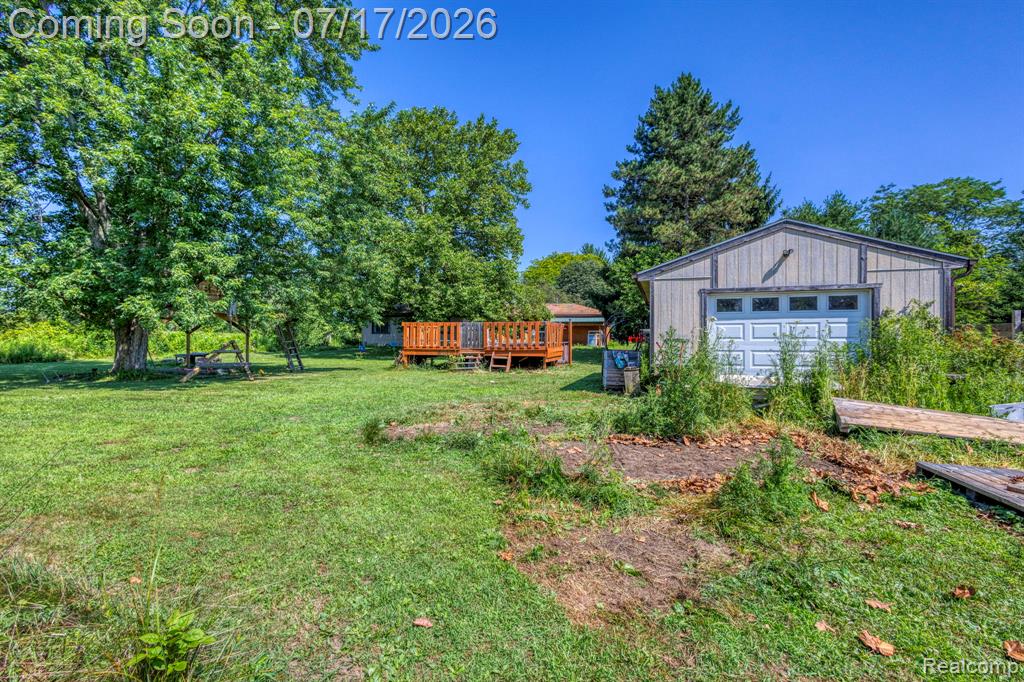 9805 Dolan Road, Columbus, MI — Photo 35