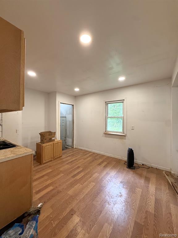 9536 Plainview Avenue, Detroit, MI 48228 — Photo 6
