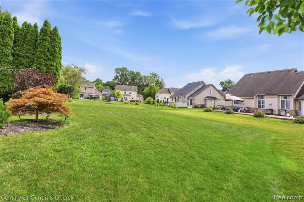 23537 Crescent Ridge Drive, New Boston, MI 48164 — Photo 4