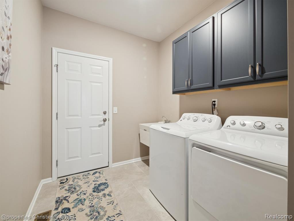 48024 Barrington Drive, Canton, MI 48188 — Photo 26