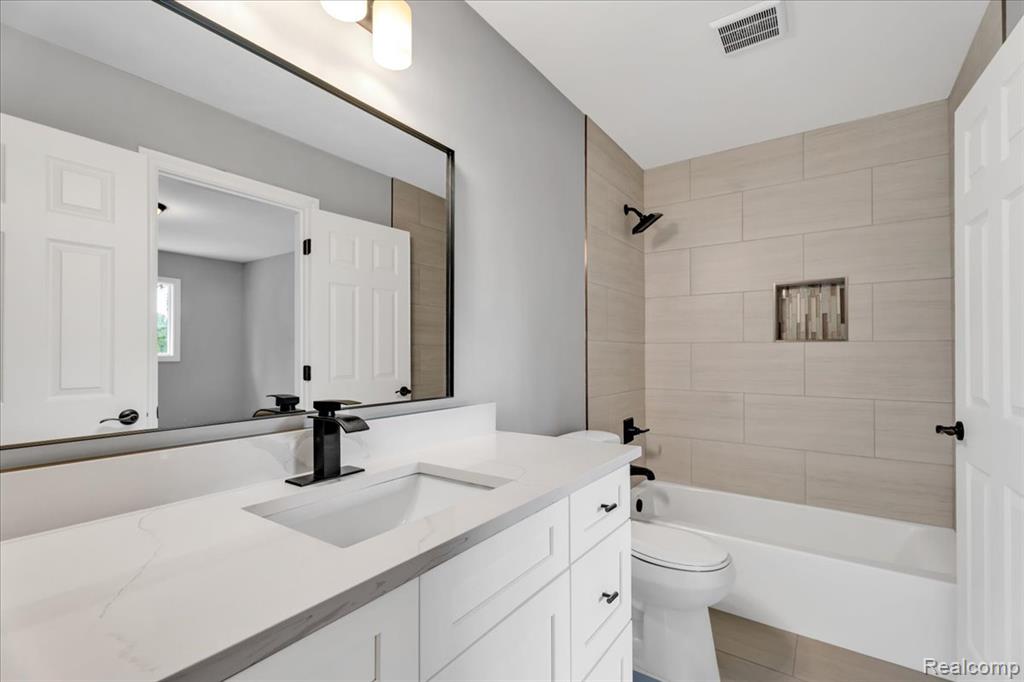 5347 Timber Ridge Trail, Clarkston, MI — Photo 21