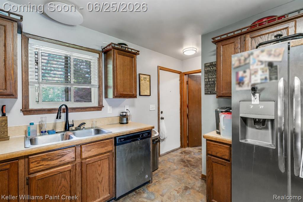 6459 E Potter Road, Davison, MI 48423 — Photo 11