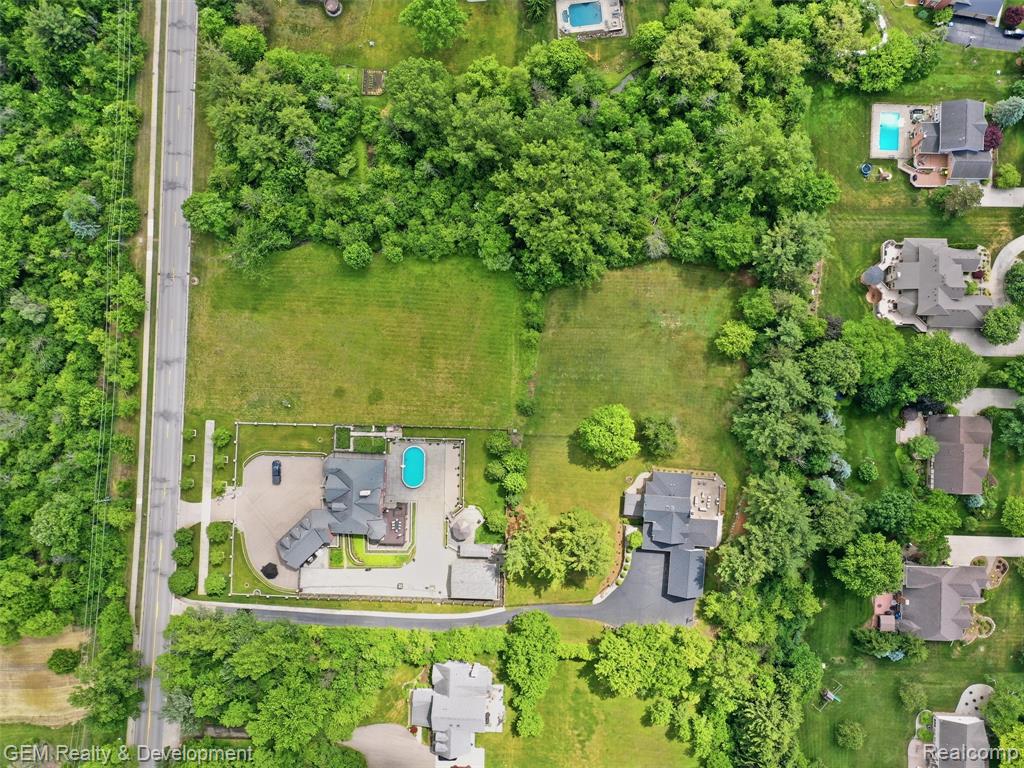 45625 W 9 Mile Road, Novi, MI — Photo 87