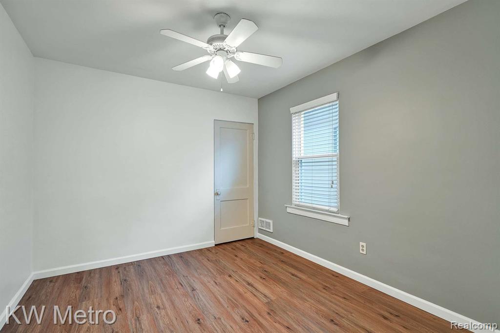580 CAMDEN Street, Ferndale, MI 48220 — Photo 21