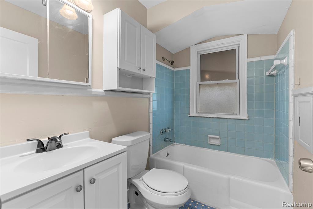 7419 Asbury Park, Detroit, MI 48228 — Photo 11