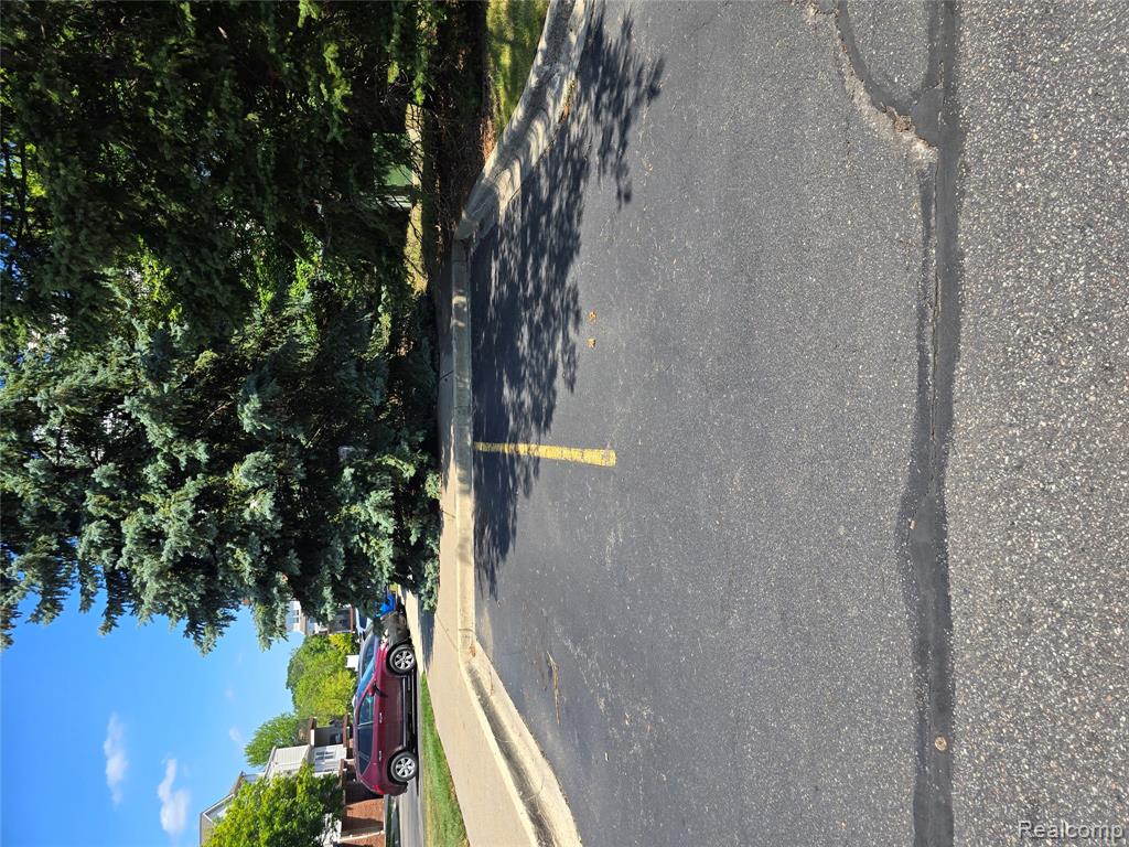 1655 Campau Farms Circle, 25, Detroit, MI 48207 — Photo 12