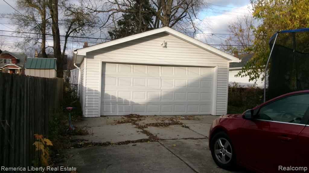 4925 Curtis Street, Dearborn, MI 48126 — Photo 4