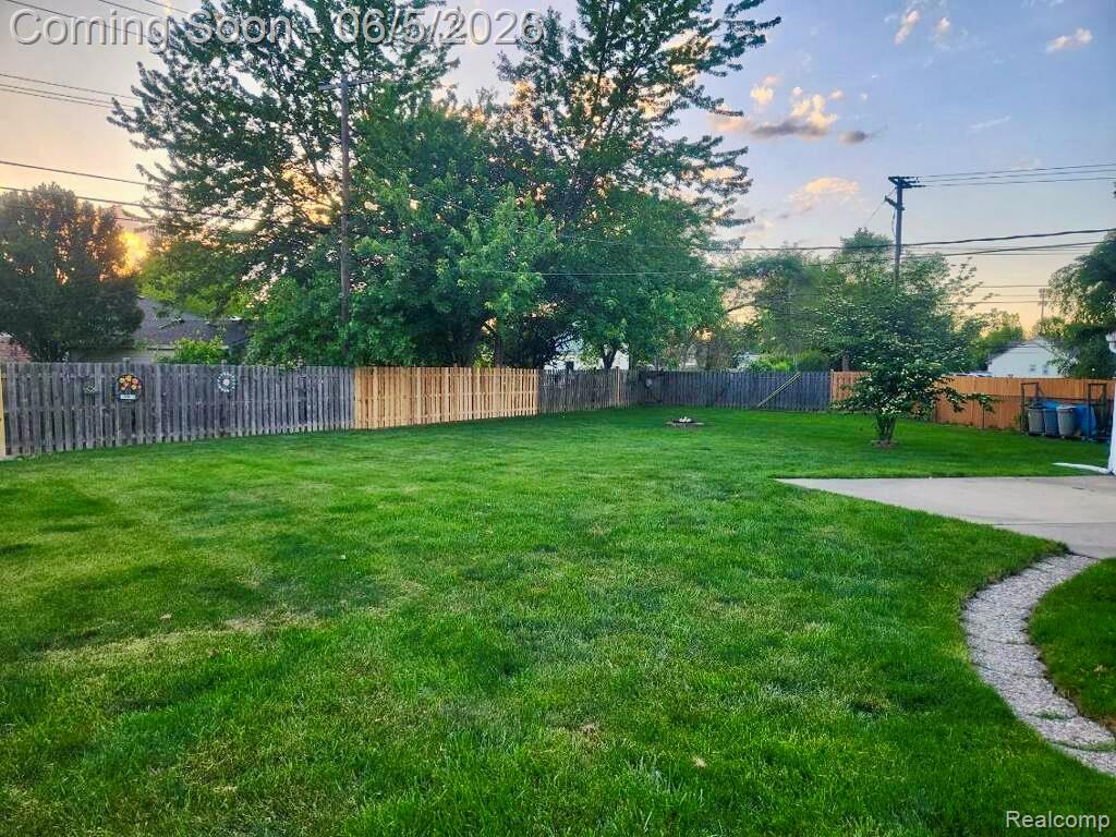 4300 Evans Street, Wayne, MI 48184 — Photo 33