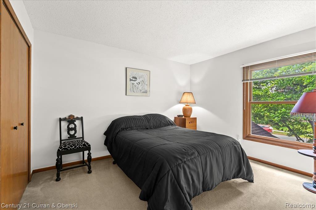 47126 Cider Mill Drive Drive, Novi, MI — Photo 27