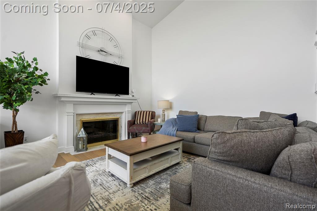 938 Brookwood Lane E, Rochester, MI 48309 — Photo 15