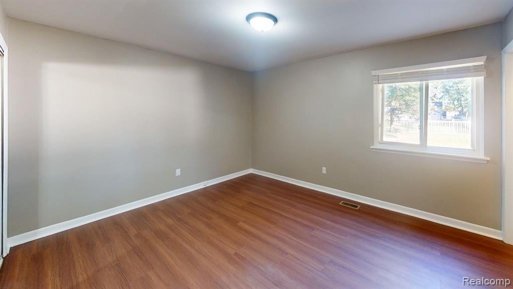 1357 Hampshire Drive, Canton, MI 48188 — Photo 9