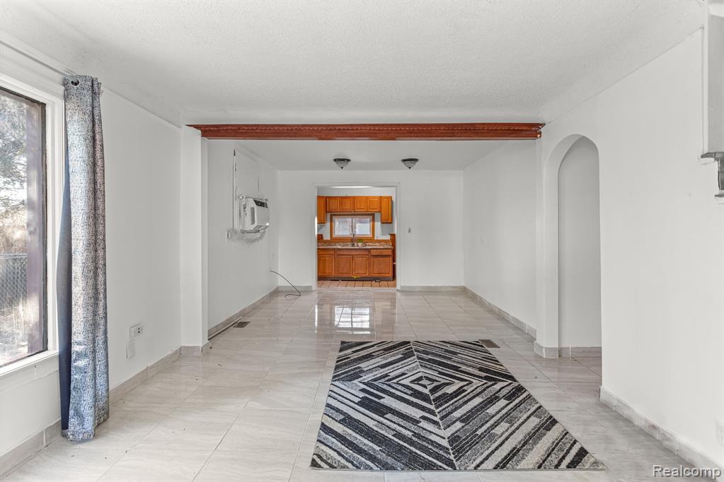4500 Katherine Street, Dearborn Heights, MI 48125 — Photo 6