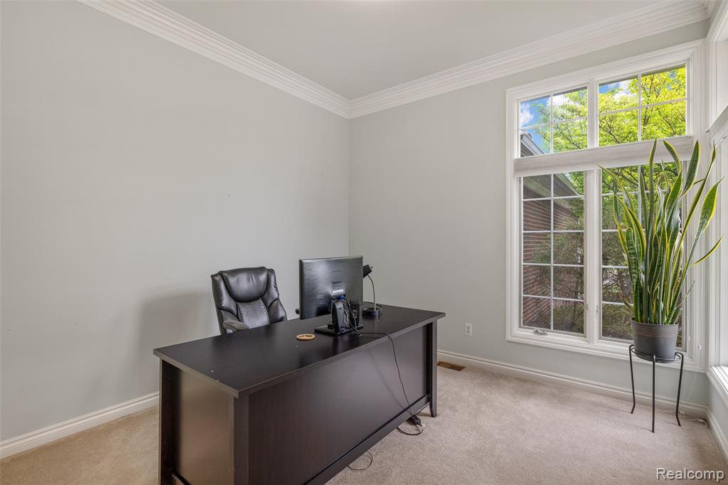55161 Whitney Drive, Shelby Twp, MI 48315 — Photo 17