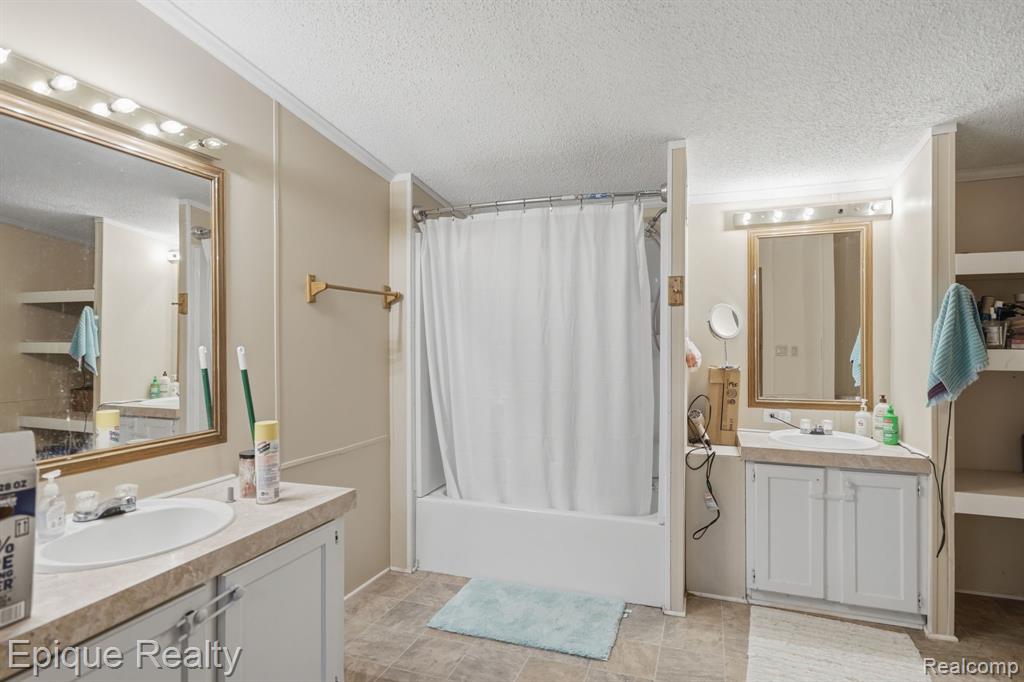 466 Turquoise Drive, Whitmore Lake, MI 48189 — Photo 8