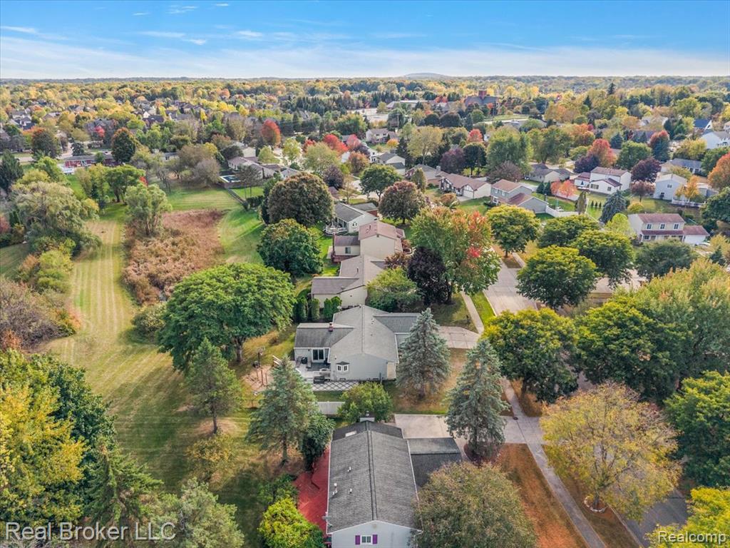 24348 Simmons Drive, Novi, MI — Photo 67