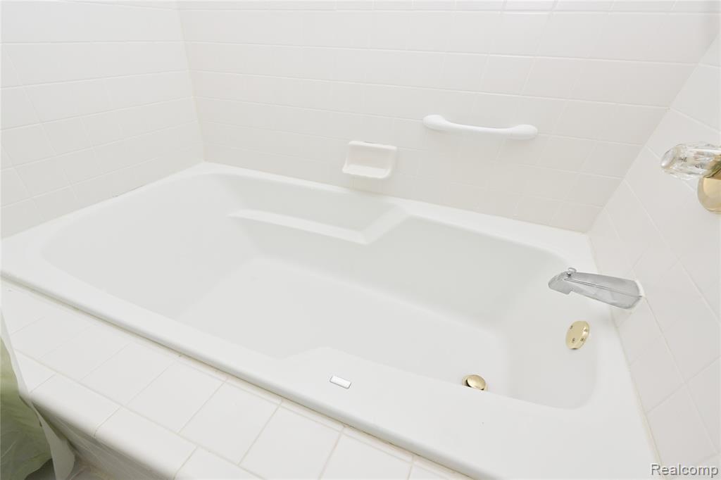 324 Cherry Hill Pointe Drive, 27, Canton, MI 48187 — Photo 24
