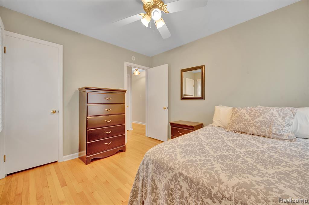 4423 Groveland Avenue, Royal Oak, MI 48073 — Photo 23