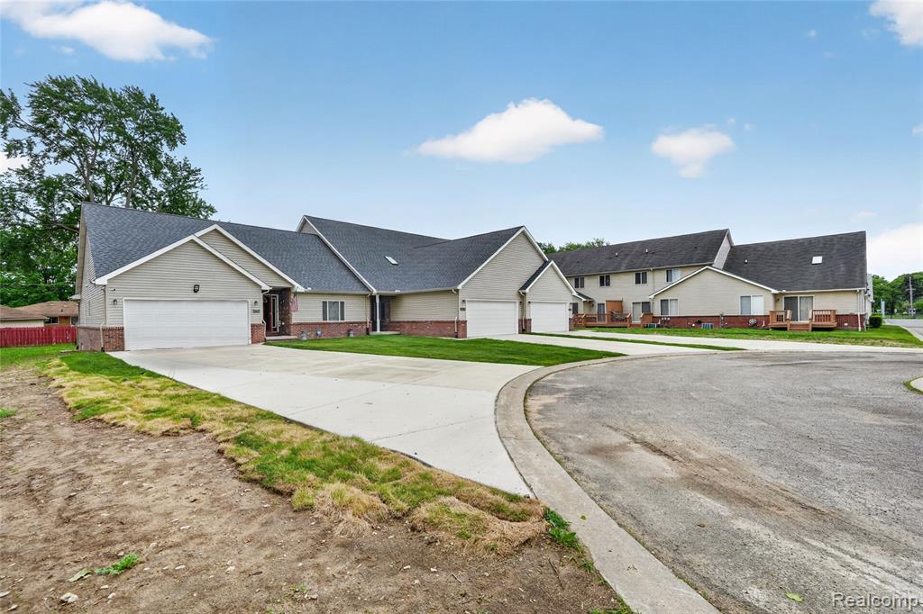 24784 Ashley Court, Redford, MI 48239 — Photo 2
