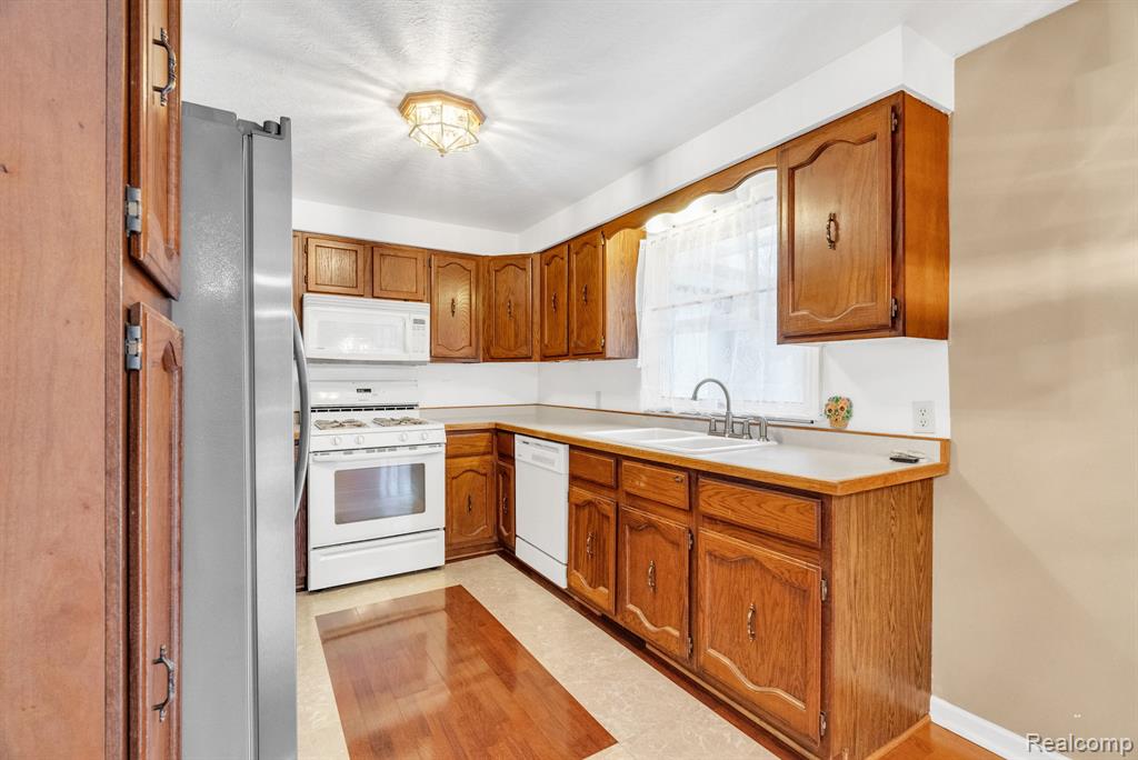 2650 Alger Road, Port Huron, MI 48060 — Photo 15