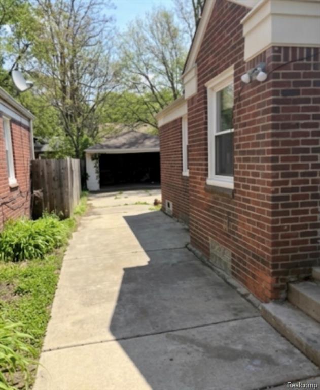 18418 Edinborough Road, Detroit, MI 48219 — Photo 2