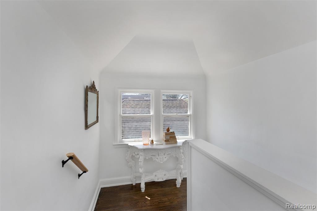 18221 Muirland Rd, Detroit, MI 48221 — Photo 19