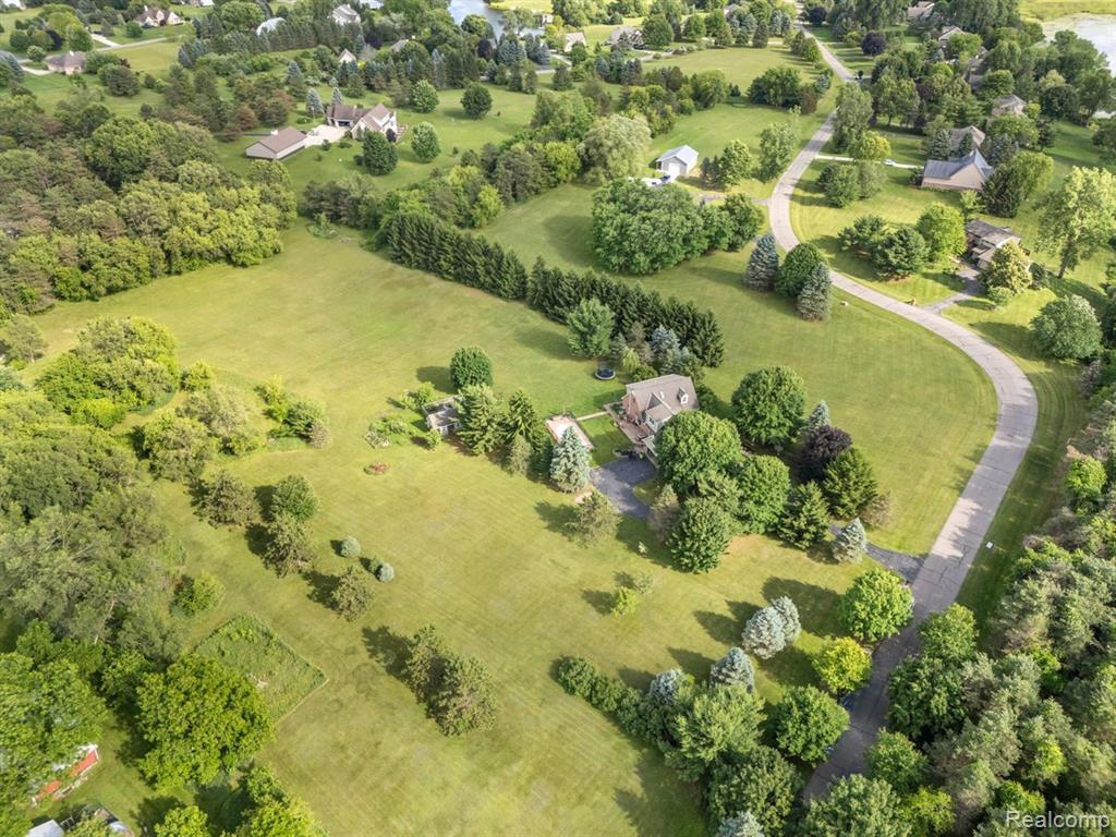 5010 Mallards Landing, Highland, MI — Photo 36