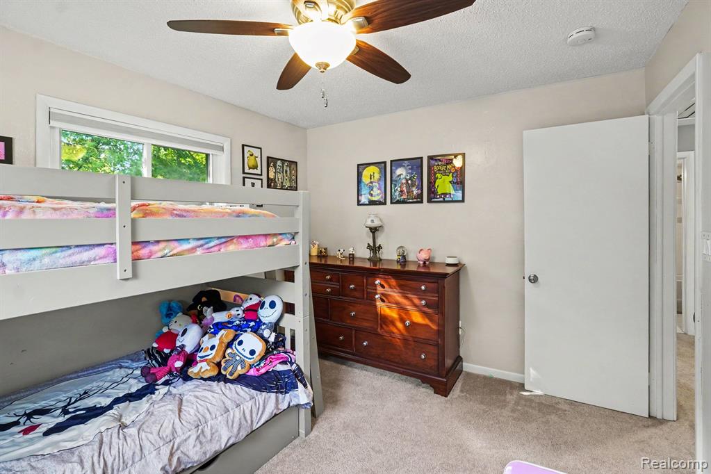 611 Bunny Run Boulevard, Lake Orion, MI 48362 — Photo 19