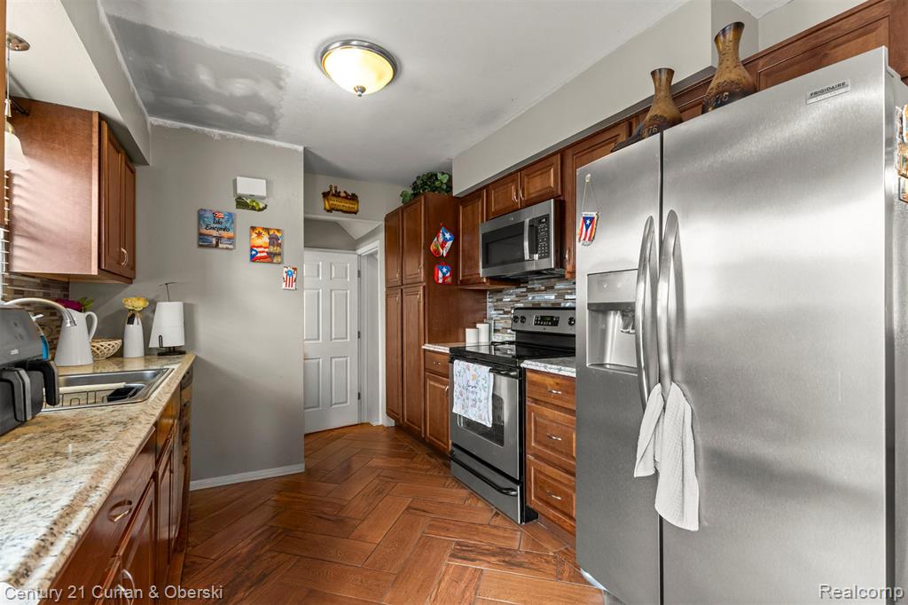 4306 Elizabeth Street, Wayne, MI 48184 — Photo 13