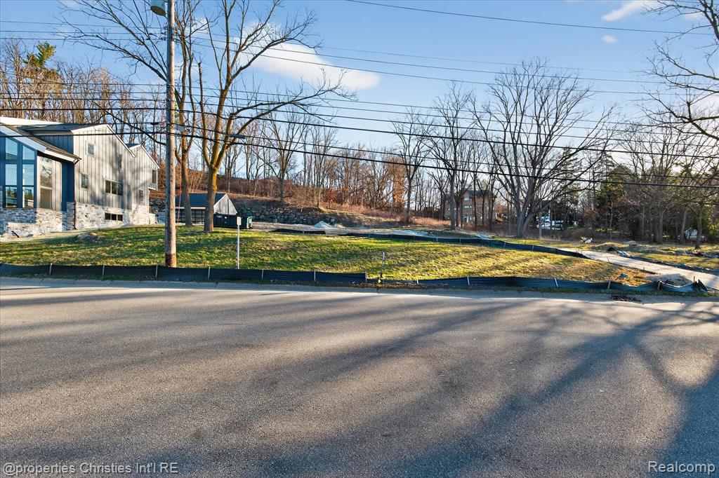 C Randolph Street N, Northville, MI, 48167